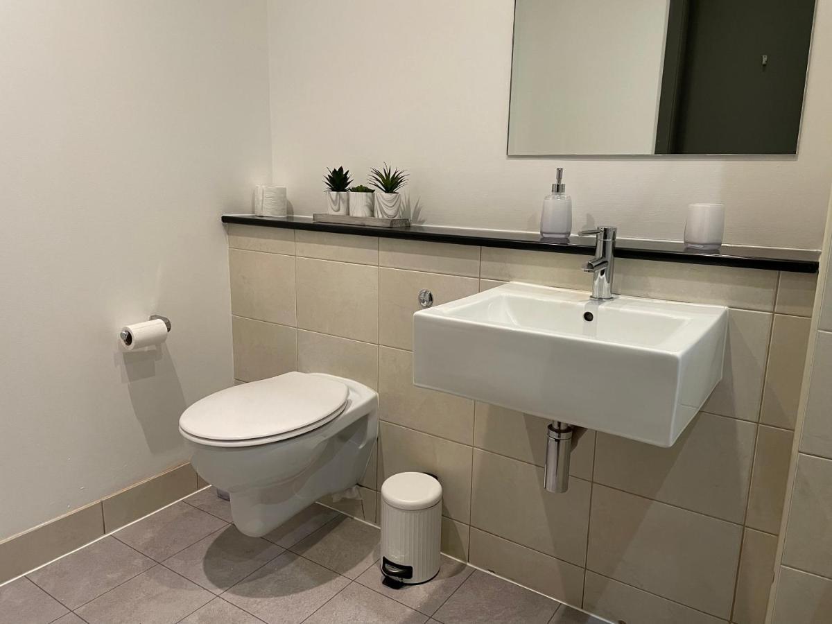 Princes Dock Apartment *